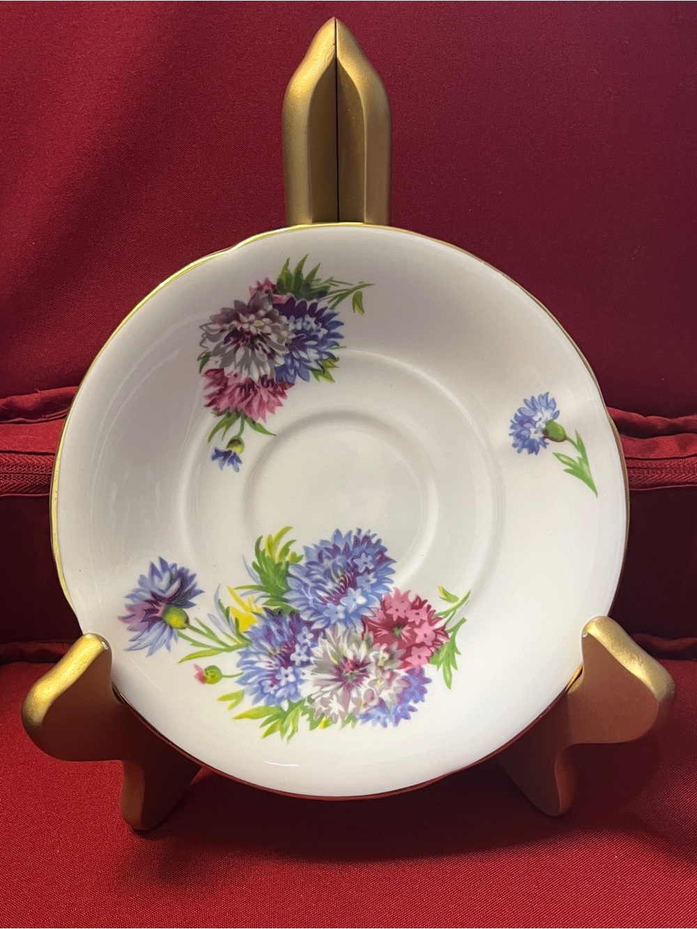 EUC - Sutherland Made in England Porcelain Saucer w Floral Design & Gold Trim